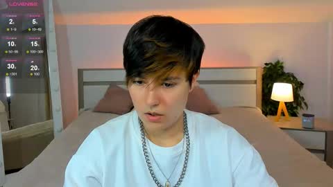 Charliee online show from September 13, 2025, 10:48 am