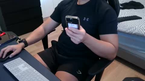 charliekkw online show from November 13, 2025, 8:30 pm