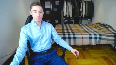 carlos reyes online show from February 12, 2025, 11:07 am