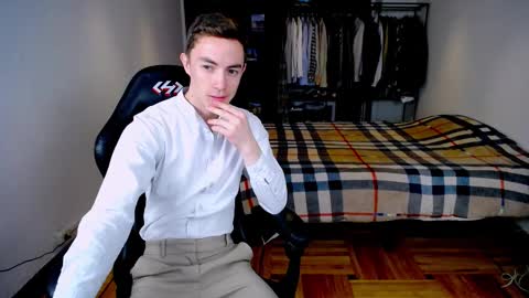 carlos reyes online show from February 13, 2025, 11:17 am