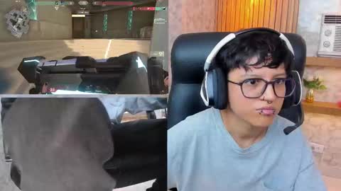 Snapshot of charlietaylor_ chatting on October 14, 2025, 1:01 pm Charlie online show from October 14, 2025, 1:01 pm