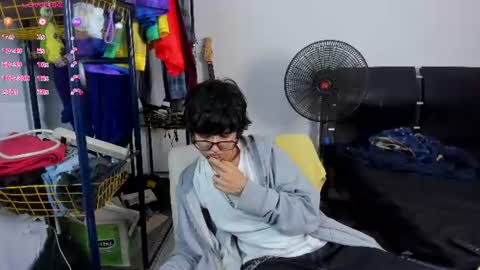 Snapshot of charlietaylorr__ chatting on July 18, 2026, 3:11 am Charlie online show from July 18, 2026, 3:11 am