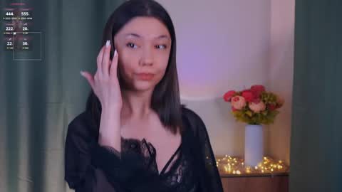 Yumi online show from May 5, 2026, 9:56 pm