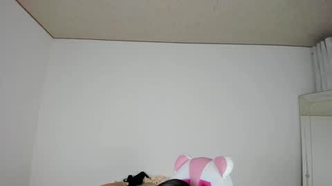 Snapshot of charlote_cowell_sub_ chatting on March 11, 2025, 1:05 am online show from March 11, 2025, 1:05 am