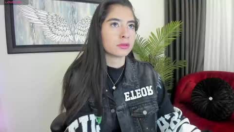 Charlote online show from January 11, 2025, 11:45 am