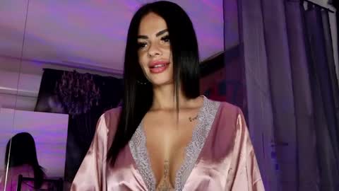 CHARLOTTE online show from April 30, 2026, 3:02 am