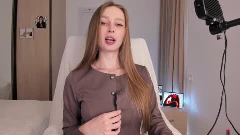 CharlottaWells online show from November 23, 2025, 8:36 am