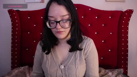charlotte1_ls online show from January 8, 2025, 1:32 am