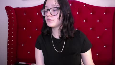 charlotte1_ls online show from February 13, 2025, 1:40 am