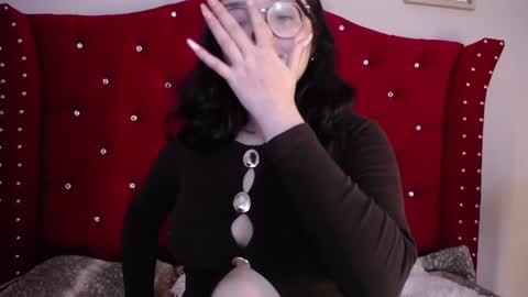 charlotte1_ls online show from February 25, 2025, 1:20 am