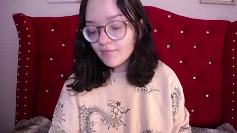 charlotte1_ls online show from February 25, 2025, 9:35 pm