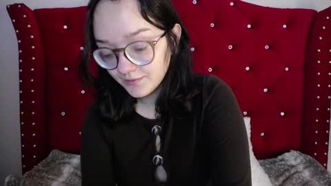 charlotte1_ls online show from February 27, 2025, 12:32 am