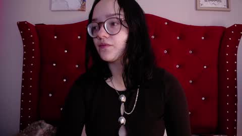 charlotte1_ls online show from March 5, 2025, 10:10 pm