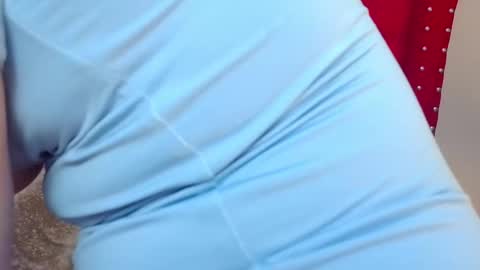 charlotte1_ls online show from September 27, 2025, 10:26 pm