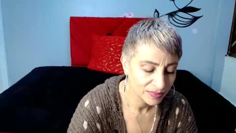Snapshot of charlotte__gray chatting on October 29, 2025, 12:18 pm CHARLOTTE GRAY online show from October 29, 2025, 12:18 pm