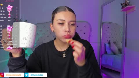 charlotte  grey online show from December 31, 2024, 11:53 am