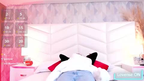 Snapshot of charlotte__hall_ chatting on November 5, 2025, 3:39 am Daniela online show from November 5, 2025, 3:39 am