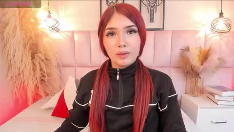 Snapshot of charlotte__hall_ chatting on January 14, 2026, 6:08 am Daniela online show from January 14, 2026, 6:08 am