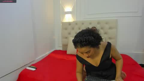 Snapshot of charlotte_dante212 chatting on June 5, 2026, 3:46 am charlottte y dante online show from June 5, 2026, 3:46 am