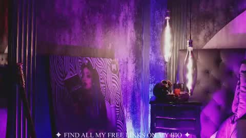 Snapshot of charlotte_germanotta_ chatting on April 7, 2026, 5:24 pm Charlotte online show from April 7, 2026, 5:24 pm