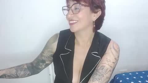 Snapshot of charlotte_gray_1 chatting on April 25, 2026, 10:51 pm Charlotte online show from April 25, 2026, 10:51 pm