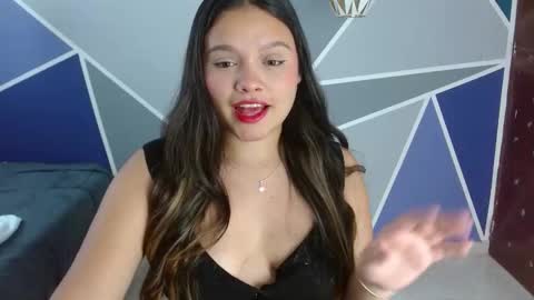 Snapshot of charlotte_greyx chatting on October 15, 2025, 5:46 pm Charlotte online show from October 15, 2025, 5:46 pm