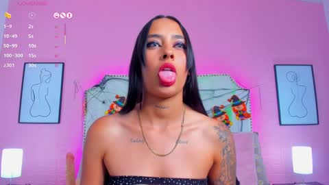 Charlotte online show from October 30, 2025, 7:58 pm