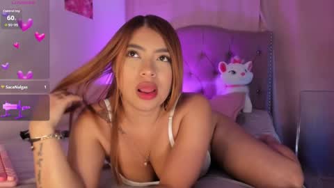 Snapshot of charlotte_love09 chatting on October 7, 2025, 7:05 am Charlotte online show from October 7, 2025, 7:05 am