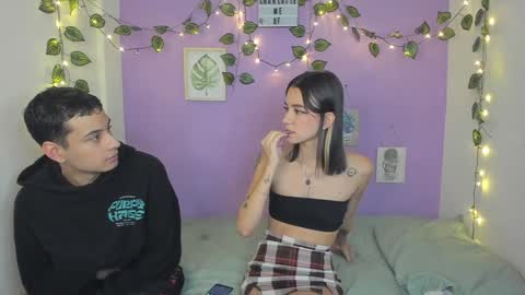 Snapshot of charlotte_queeen chatting on December 3, 2024, 9:45 pm Charlotte online show from December 3, 2024, 9:45 pm