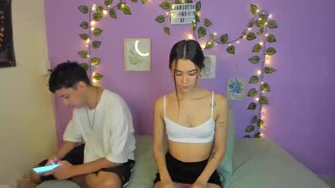 Snapshot of charlotte_queeen chatting on February 13, 2025, 7:31 pm Charlotte online show from February 13, 2025, 7:31 pm