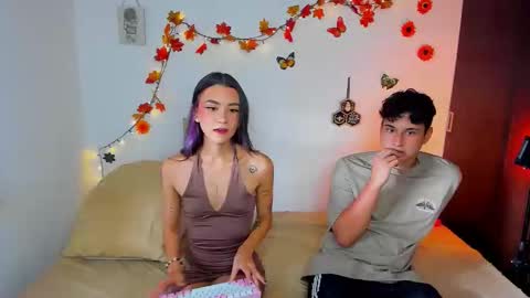 Snapshot of charlotte_queeen chatting on September 23, 2025, 10:02 pm Charlotte online show from September 23, 2025, 10:02 pm