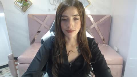 charlotte_ross_v online show from September 16, 2025, 2:56 am