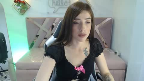 charlotte_ross_v online show from September 17, 2025, 3:08 am