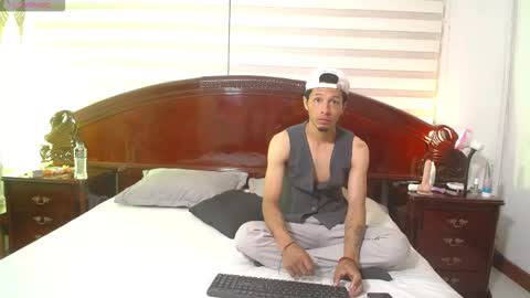 Snapshot of charlotte_russo_ chatting on December 4, 2025, 9:12 pm Charlotte online show from December 4, 2025, 9:12 pm