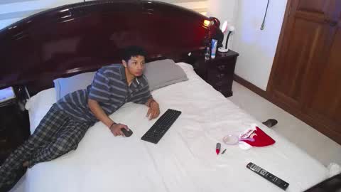 Snapshot of charlotte_russo_ chatting on December 14, 2025, 11:20 pm Charlotte online show from December 14, 2025, 11:20 pm