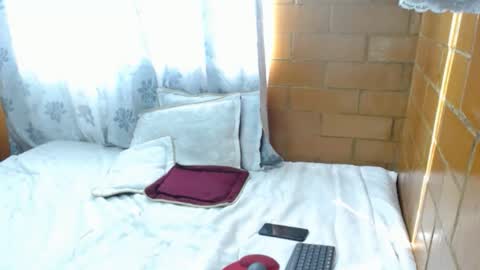 Snapshot of charlotte_temple chatting on March 3, 2026, 1:39 pm Charlotte online show from March 3, 2026, 1:39 pm