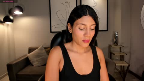 Snapshot of charlottecox_ chatting on December 3, 2024, 11:01 am Charlotte online show from December 3, 2024, 11:01 am