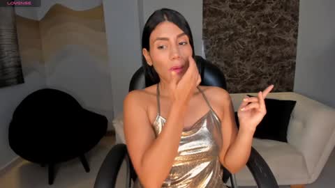 Snapshot of charlottecox_ chatting on December 31, 2024, 11:20 am Charlotte online show from December 31, 2024, 11:20 am