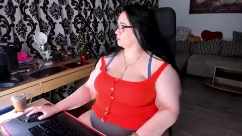 Charlotte Diamonds online show from December 30, 2024, 1:26 am