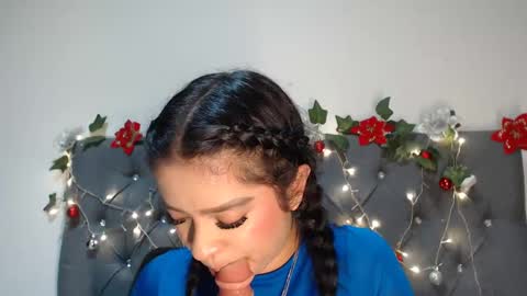 charlottee07 online show from December 24, 2024, 10:01 am