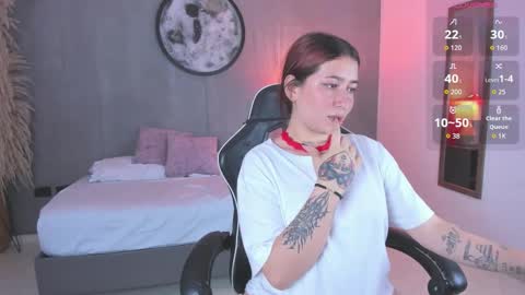 Snapshot of charlottee27_ chatting on February 15, 2026, 7:51 am Charlottee online show from February 15, 2026, 7:51 am