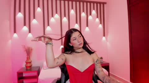 Snapshot of charlottee27_ chatting on April 19, 2026, 2:11 am Charlottee online show from April 19, 2026, 2:11 am