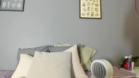 charlottee_love_ online show from May 9, 2026, 11:59 am