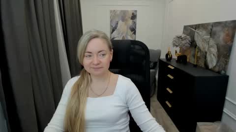 Charlotte online show from April 21, 2026, 11:38 am