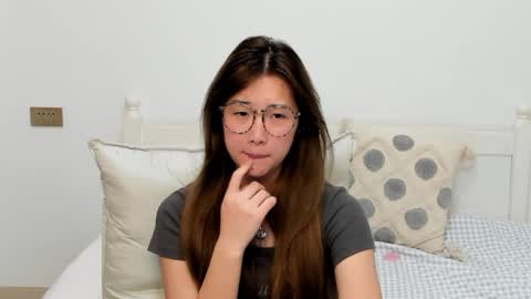 Snapshot of charlottelin chatting on January 9, 2026, 1:58 pm Charlotte online show from January 9, 2026, 1:58 pm