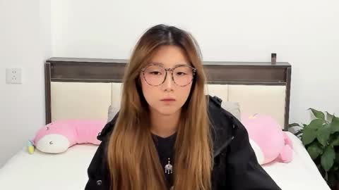 Snapshot of charlottelin chatting on March 13, 2026, 3:18 pm Charlotte online show from March 13, 2026, 3:18 pm