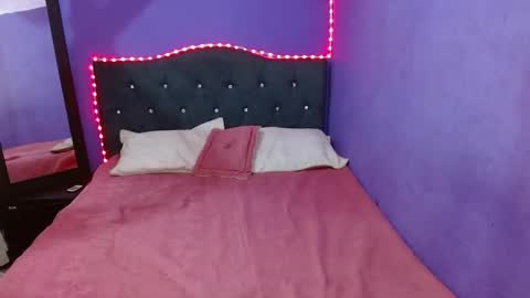 Snapshot of charlotteturners chatting on December 17, 2024, 8:43 pm VALERIA online show from December 17, 2024, 8:43 pm