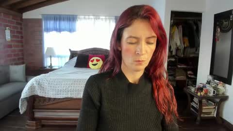 Snapshot of charlottewillson chatting on October 13, 2025, 9:37 pm Charlotte online show from October 13, 2025, 9:37 pm