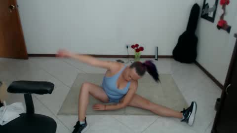 Snapshot of charlottezoe1 chatting on February 20, 2026, 6:08 pm charlottezoe online show from February 20, 2026, 6:08 pm