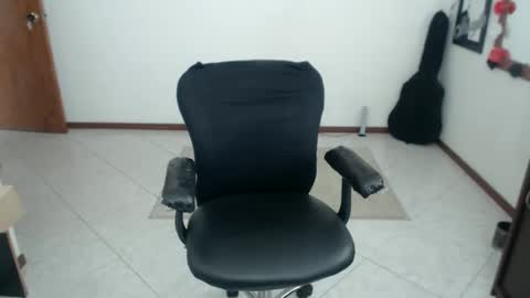 Snapshot of charlottezoe1 chatting on March 4, 2026, 4:35 pm charlottezoe online show from March 4, 2026, 4:35 pm